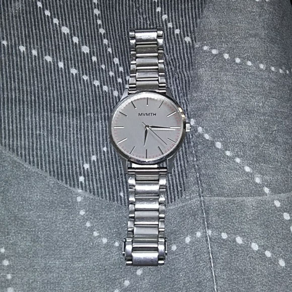 Watch - Picture 4 of 4